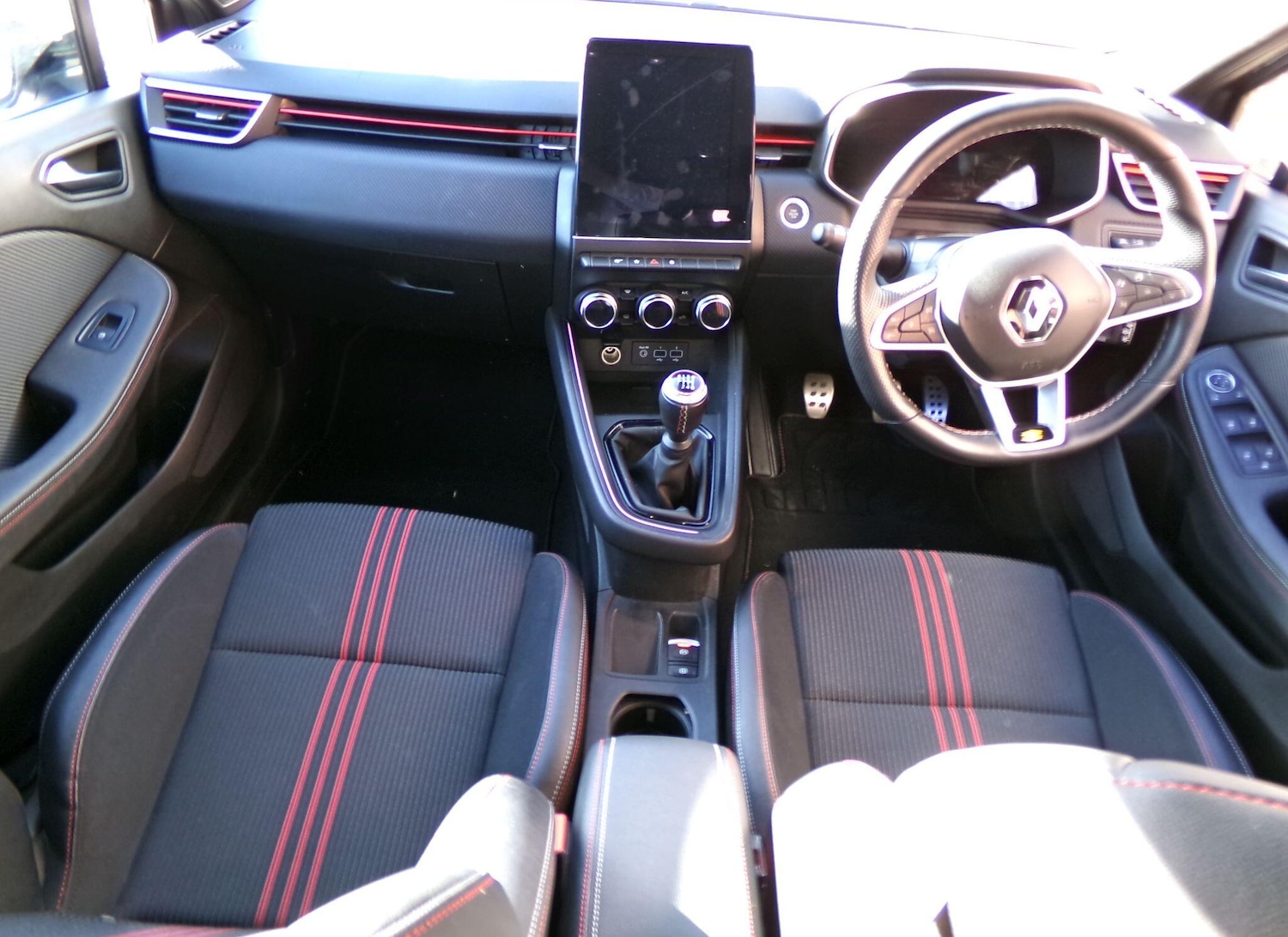 Used Renault Clio for sale - 77957686: Photo 12