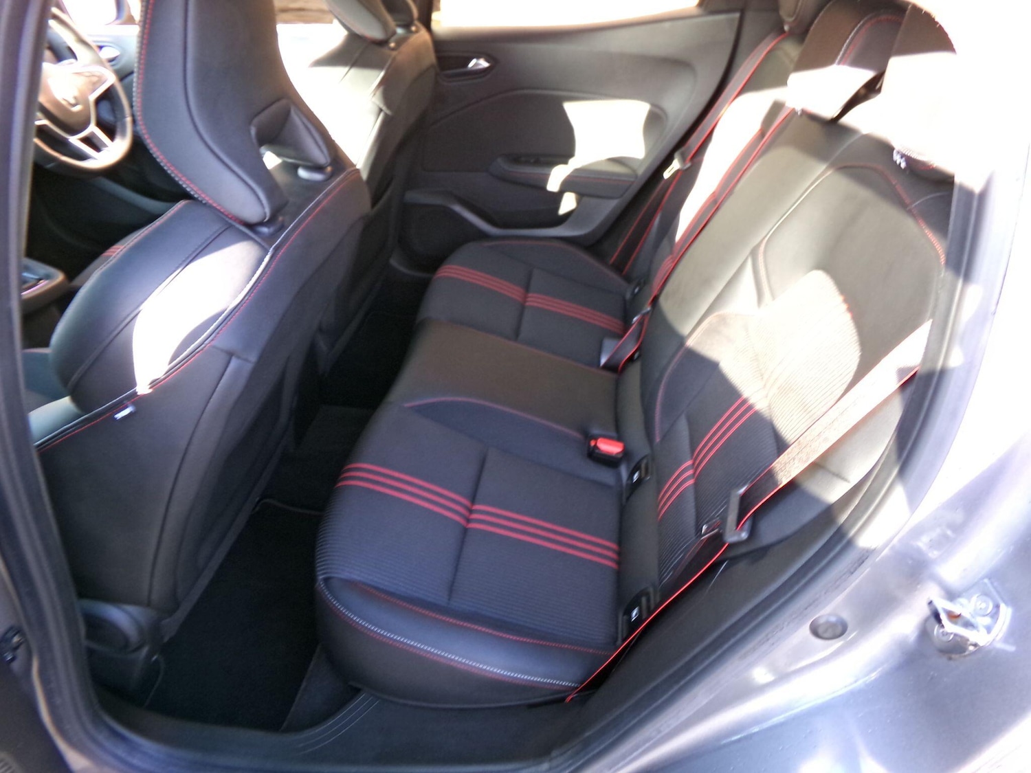 Used Renault Clio for sale - 77957686: Photo 22