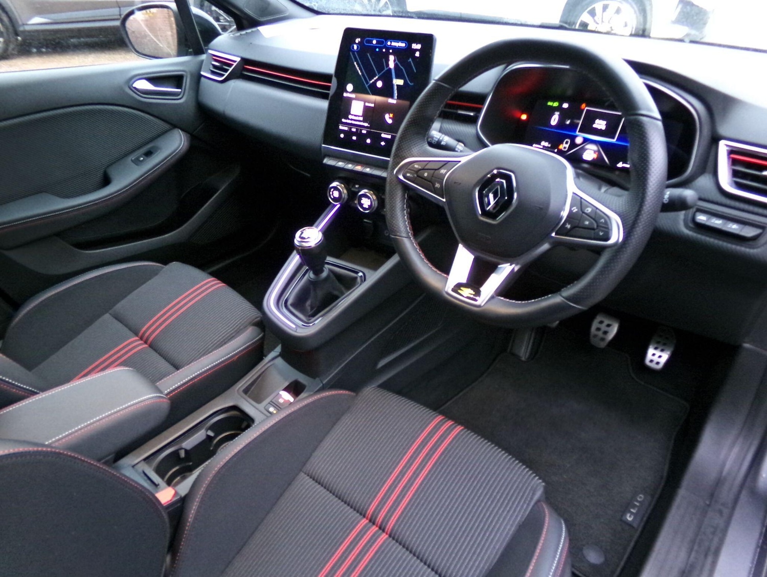 Used Renault Clio 2023 for sale - 77455082: Photo 11