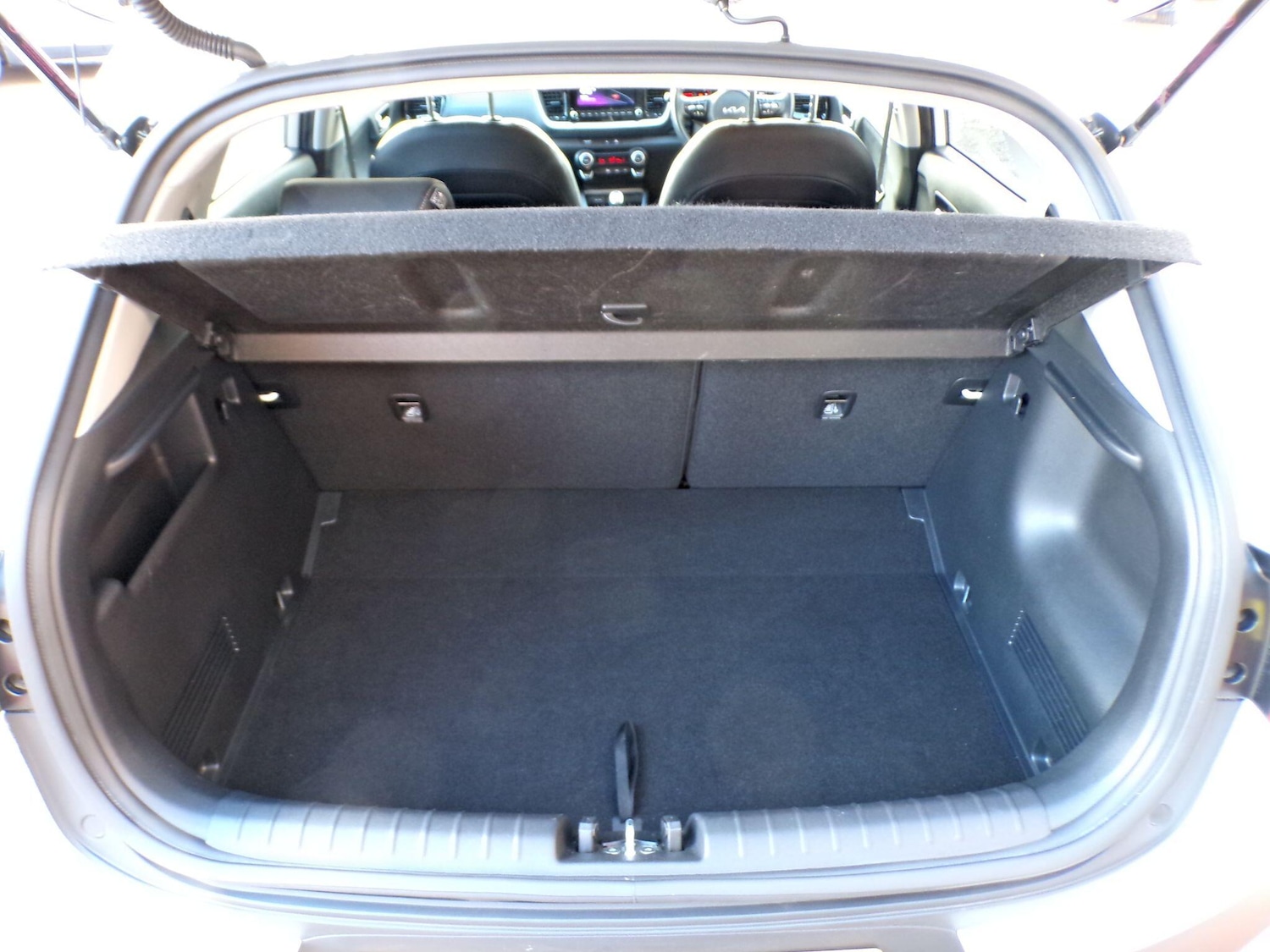 Used Kia Stonic 2022 for sale - 76781160: Photo 10