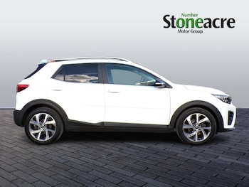 Used Kia Stonic 2022 for sale - 76781160: Photo