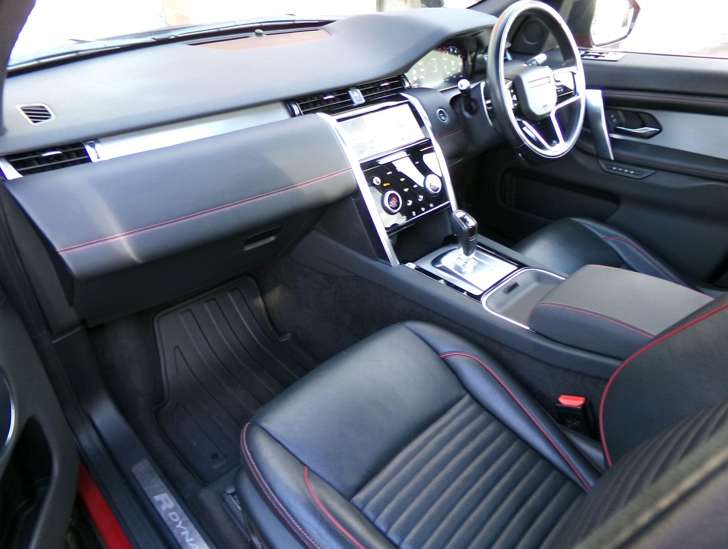 Used Land Rover Discovery Sport for sale - 76976613: Photo 11