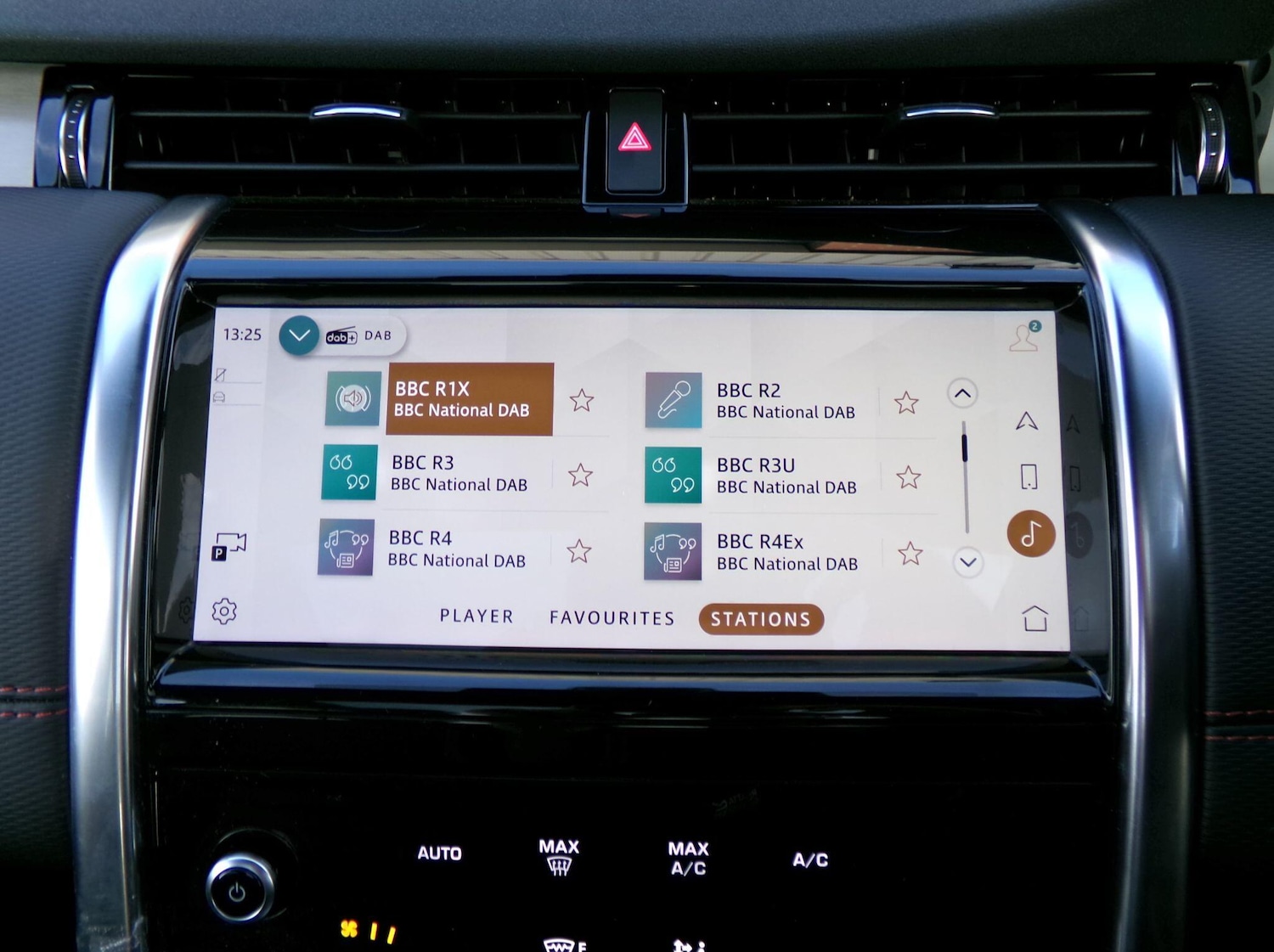 Used Land Rover Discovery Sport for sale - 76976613: Photo 15