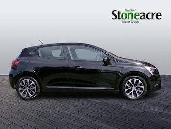 Used Renault Clio 2023 for sale - 78705090: Photo