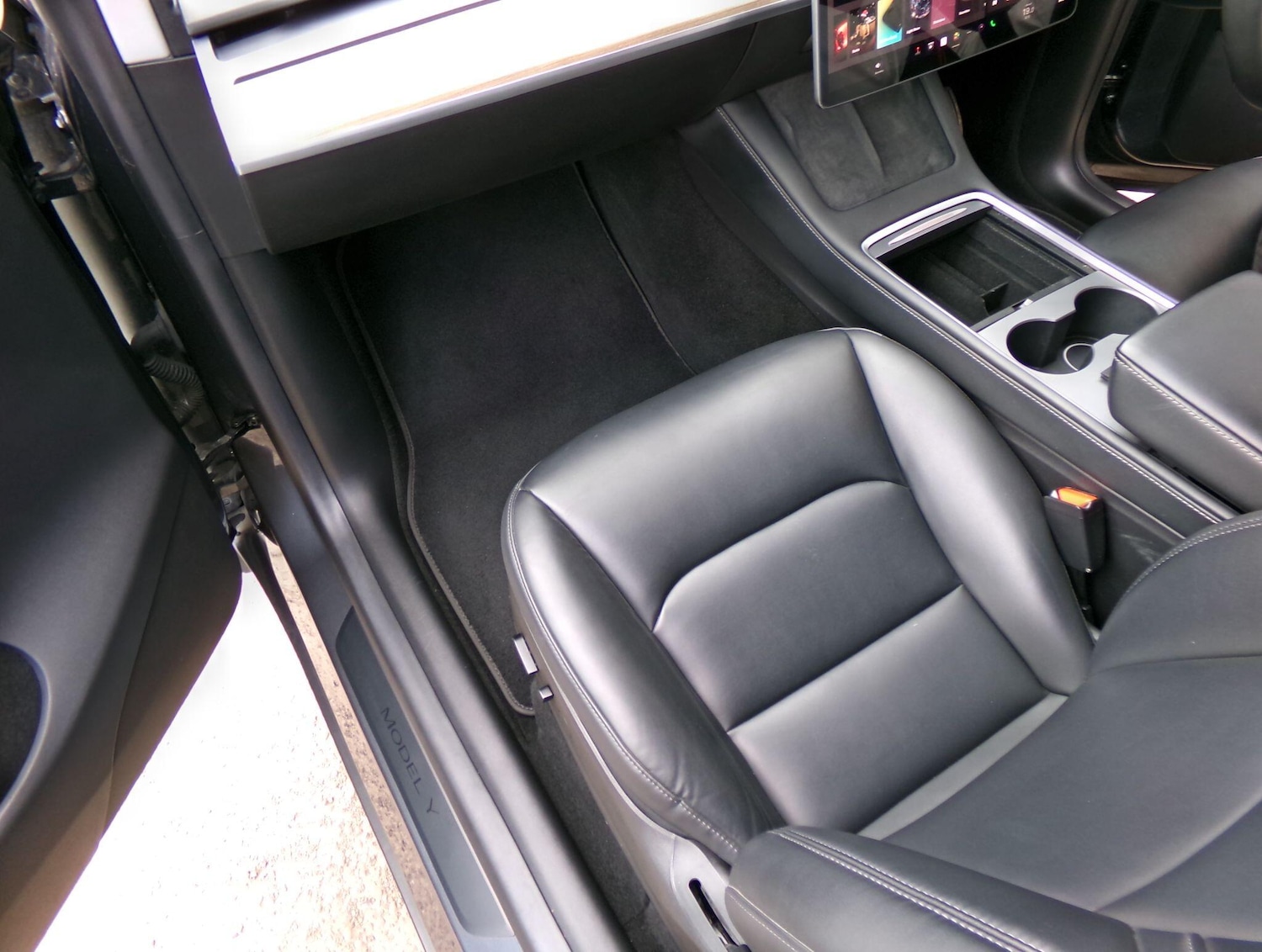 Used Tesla Model Y for sale - 78101356: Photo 14