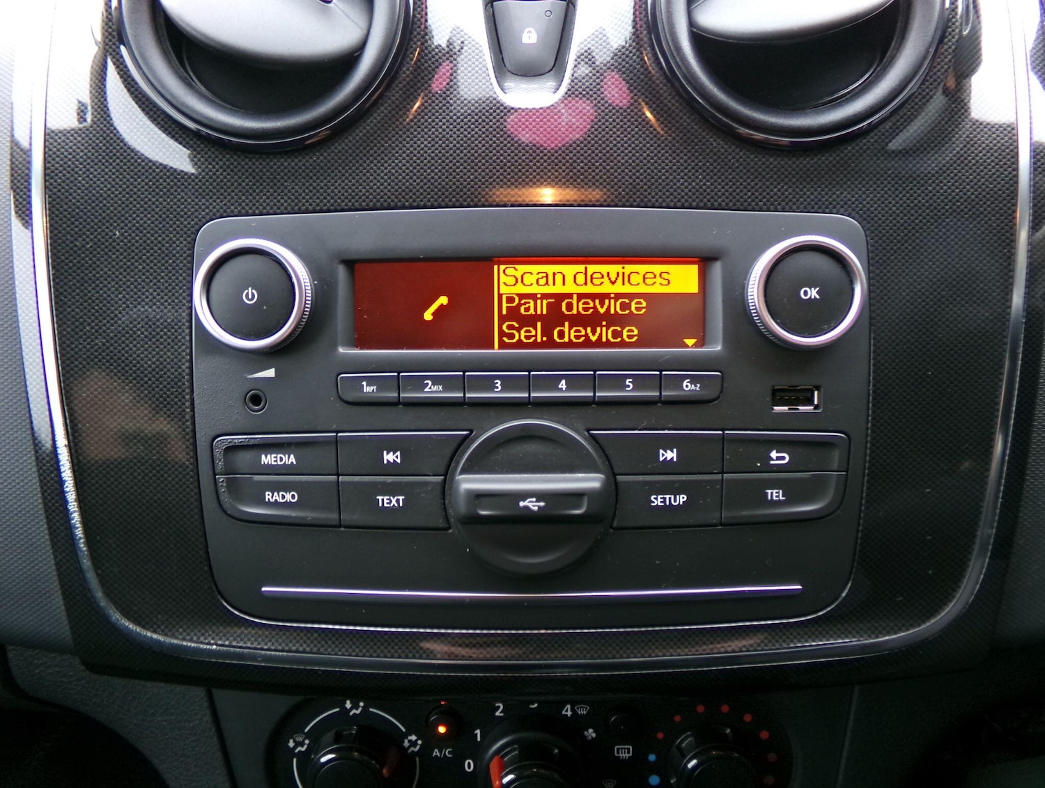 Used Dacia Sandero 2018 for sale - 77266742: Photo 16