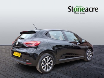 Used Renault Clio 2022 for sale - 75809855: Photo