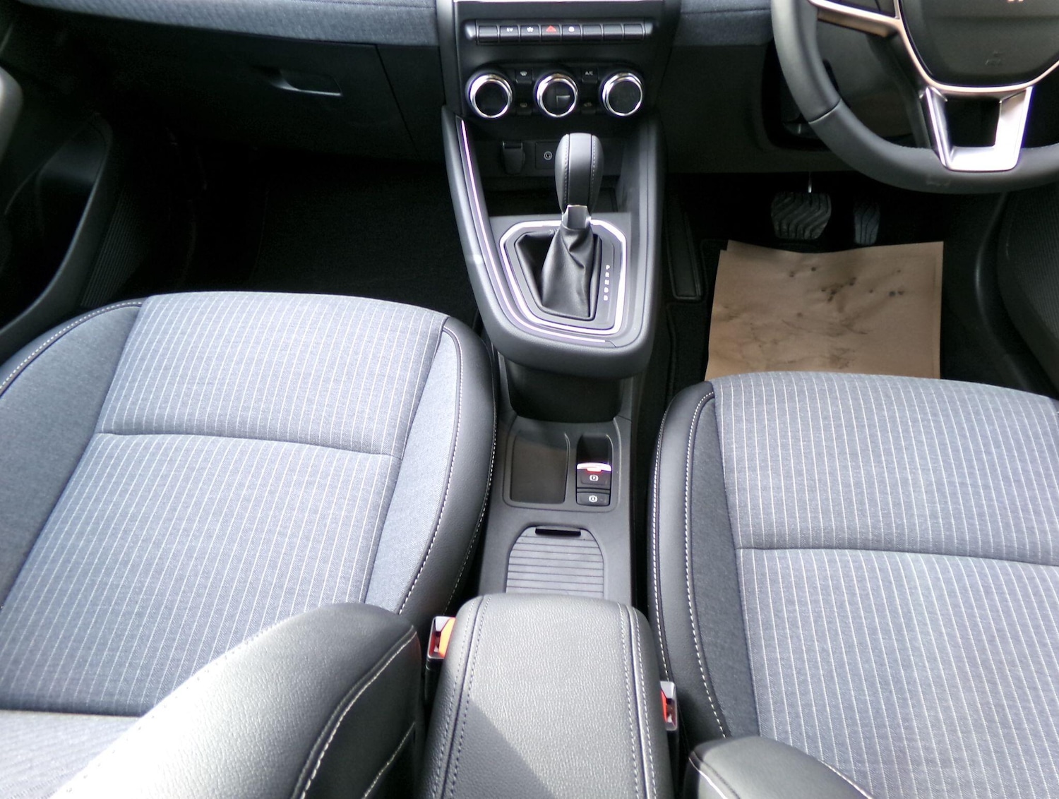 Used Renault Clio 2025 for sale - 78048234: Photo 19