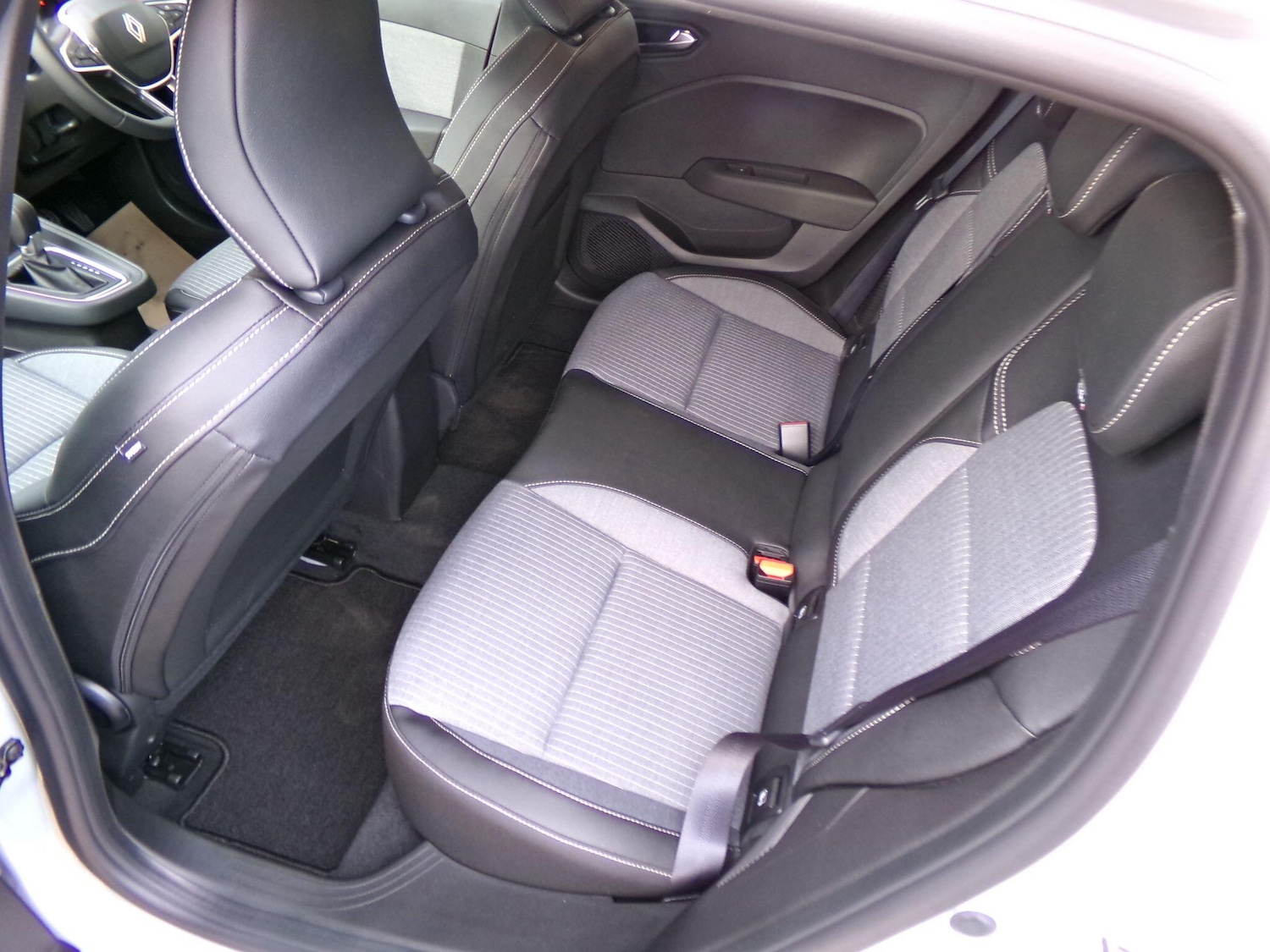 Used Renault Clio 2025 for sale - 78048234: Photo 21