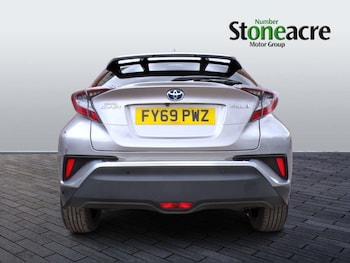 Used Toyota C-HR 2019 for sale - 75809238: Photo