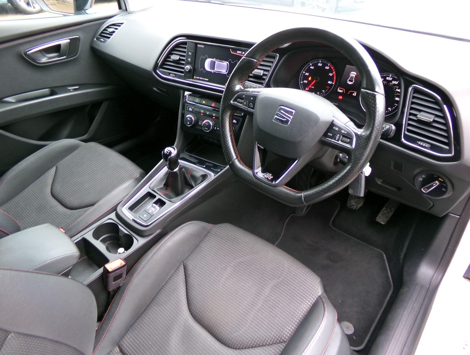 Used SEAT Leon 2019 for sale - 76802458: Photo 9