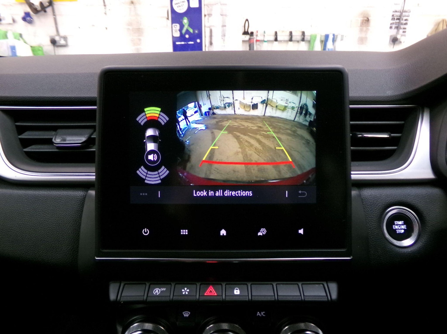 Used Renault Captur 2024 for sale - 77612541: Photo 18