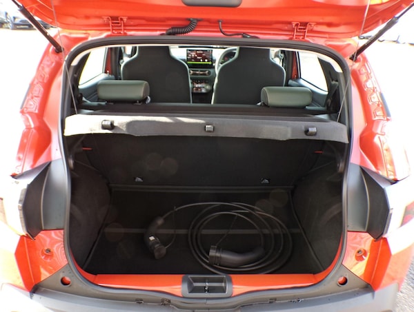 Used Dacia Spring 2024 for sale - 76270459: Photo 10