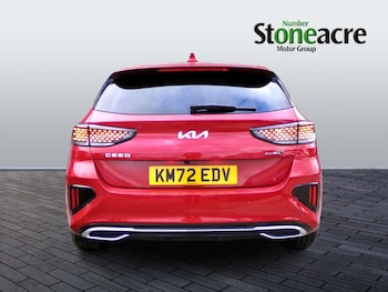 Used Kia Ceed 2022 for sale - 76381091: Photo
