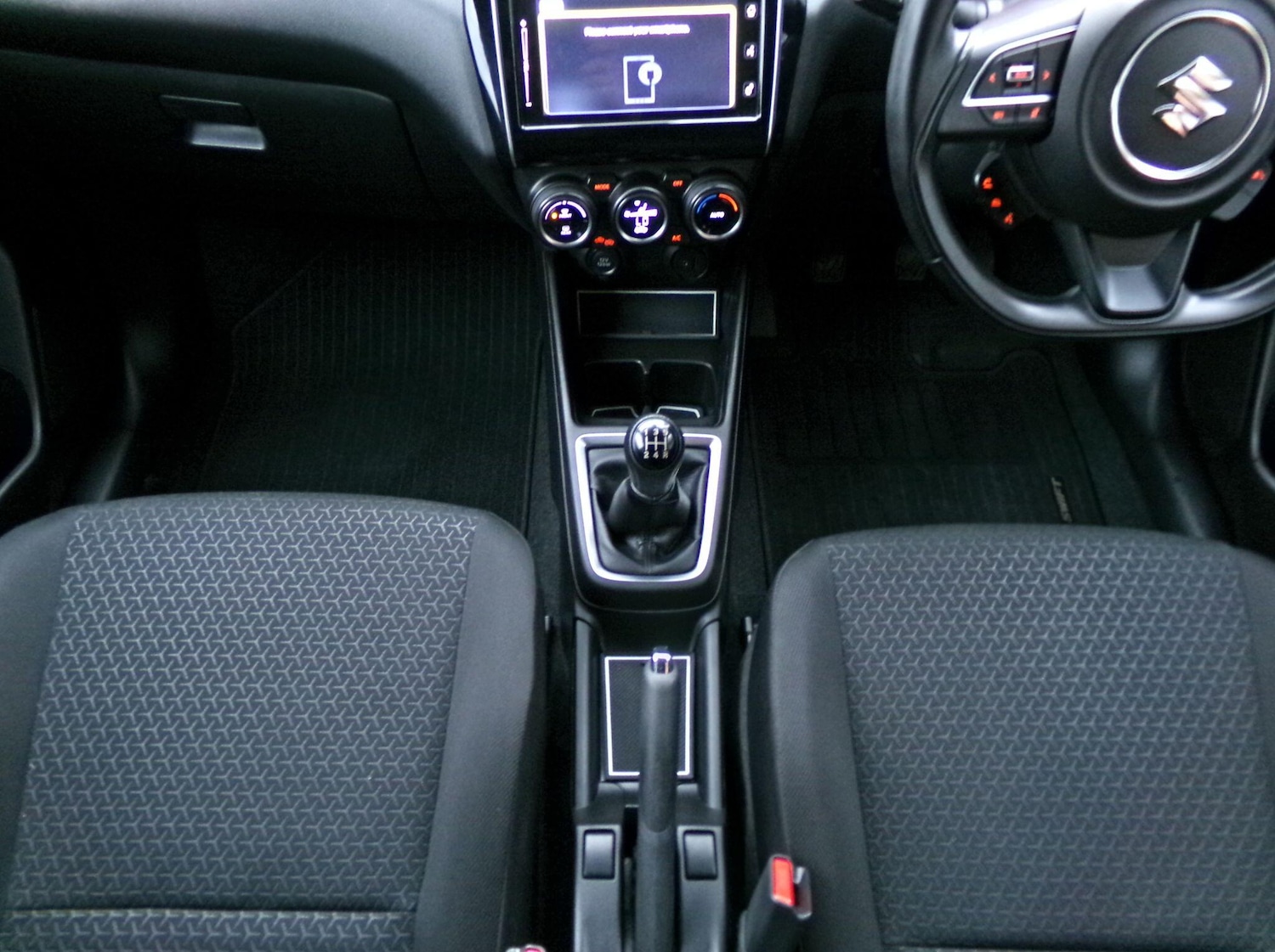 Used Suzuki Swift 2021 for sale - 76584924: Photo 19