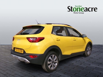 Used Kia Stonic 2022 for sale - 78517180: Photo