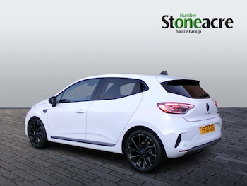 Used Renault Clio 2023 for sale - 76743209: Photo