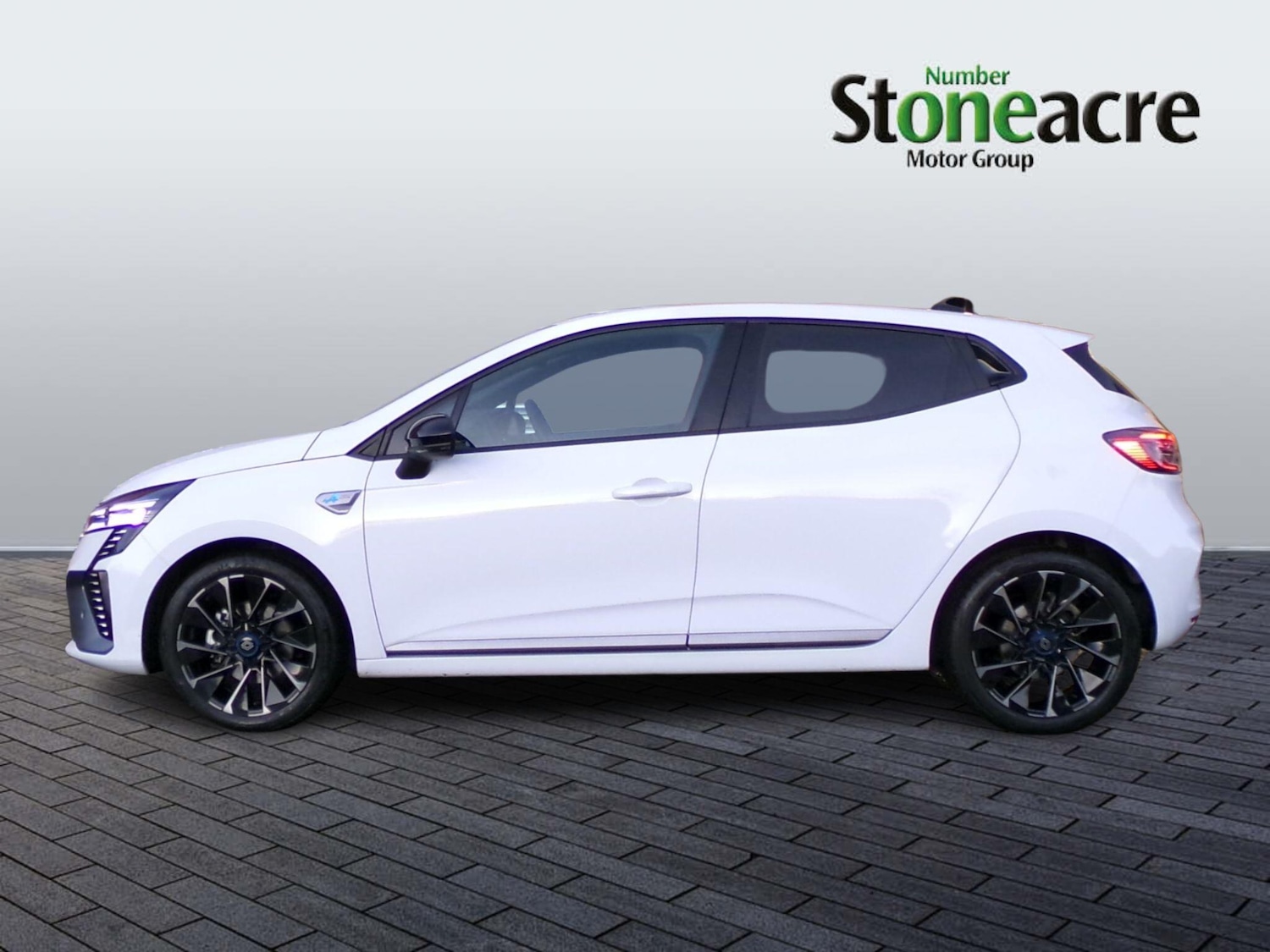 Used Renault Clio 2023 for sale - 76743209: Photo 7