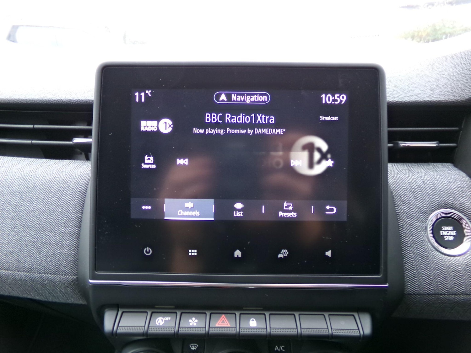 Used Renault Clio 2024 for sale - 76573157: Photo 16