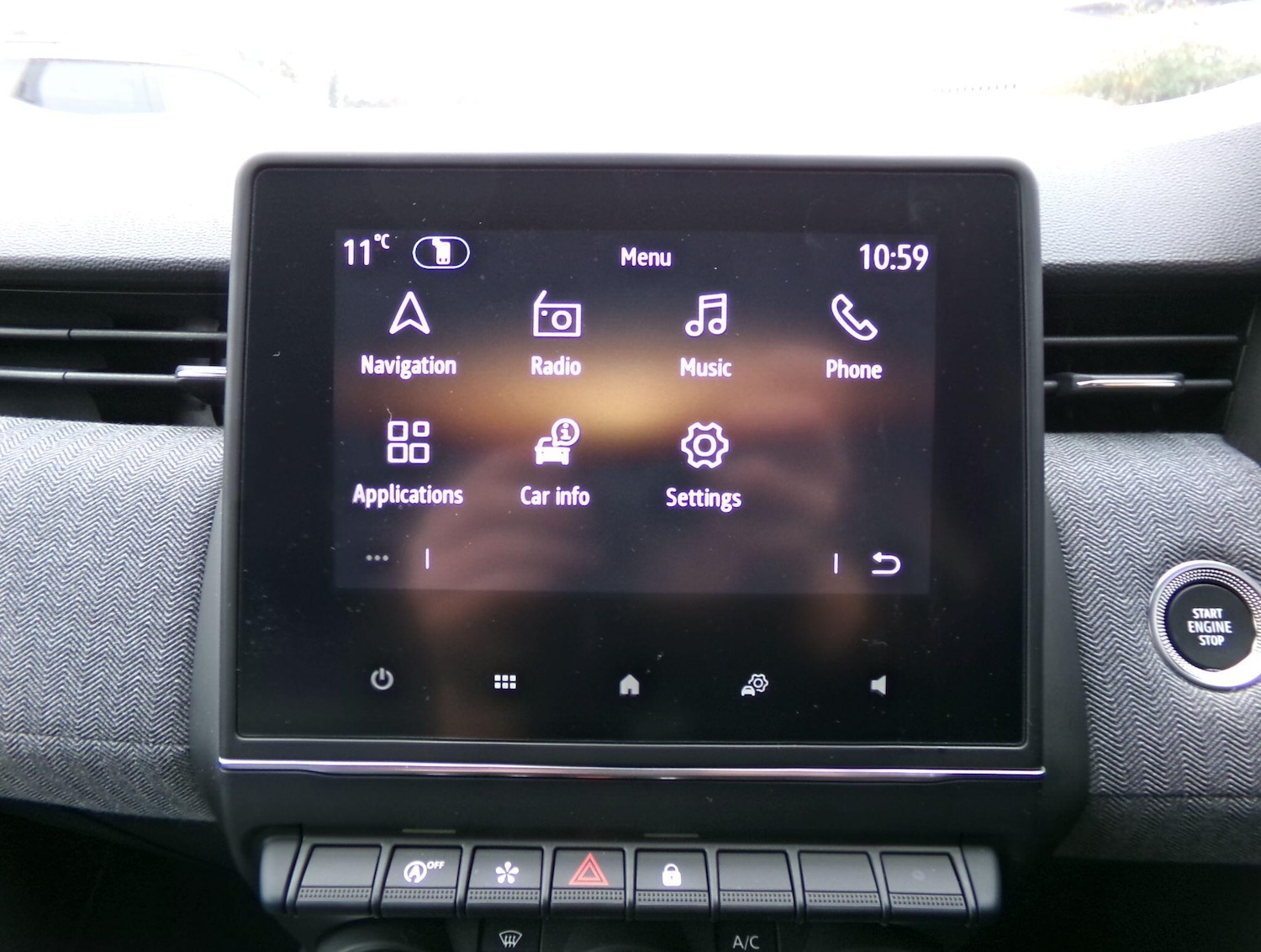 Used Renault Clio 2024 for sale - 76573157: Photo 18