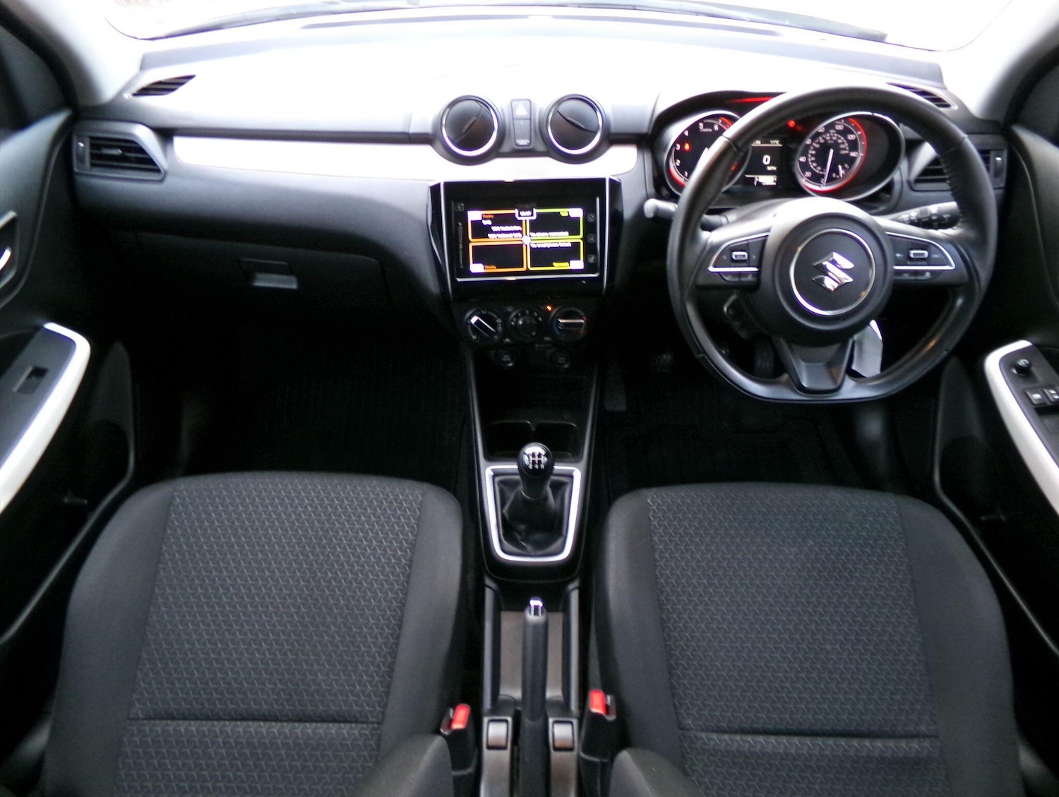 Used Suzuki Swift 2023 for sale - 77290971: Photo 12