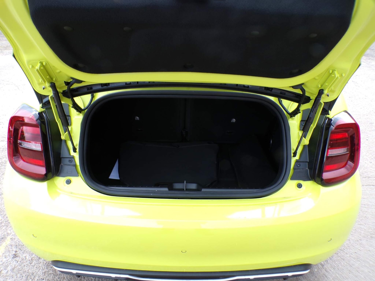 Used Abarth 500 2024 for sale - 76715605: Photo 12