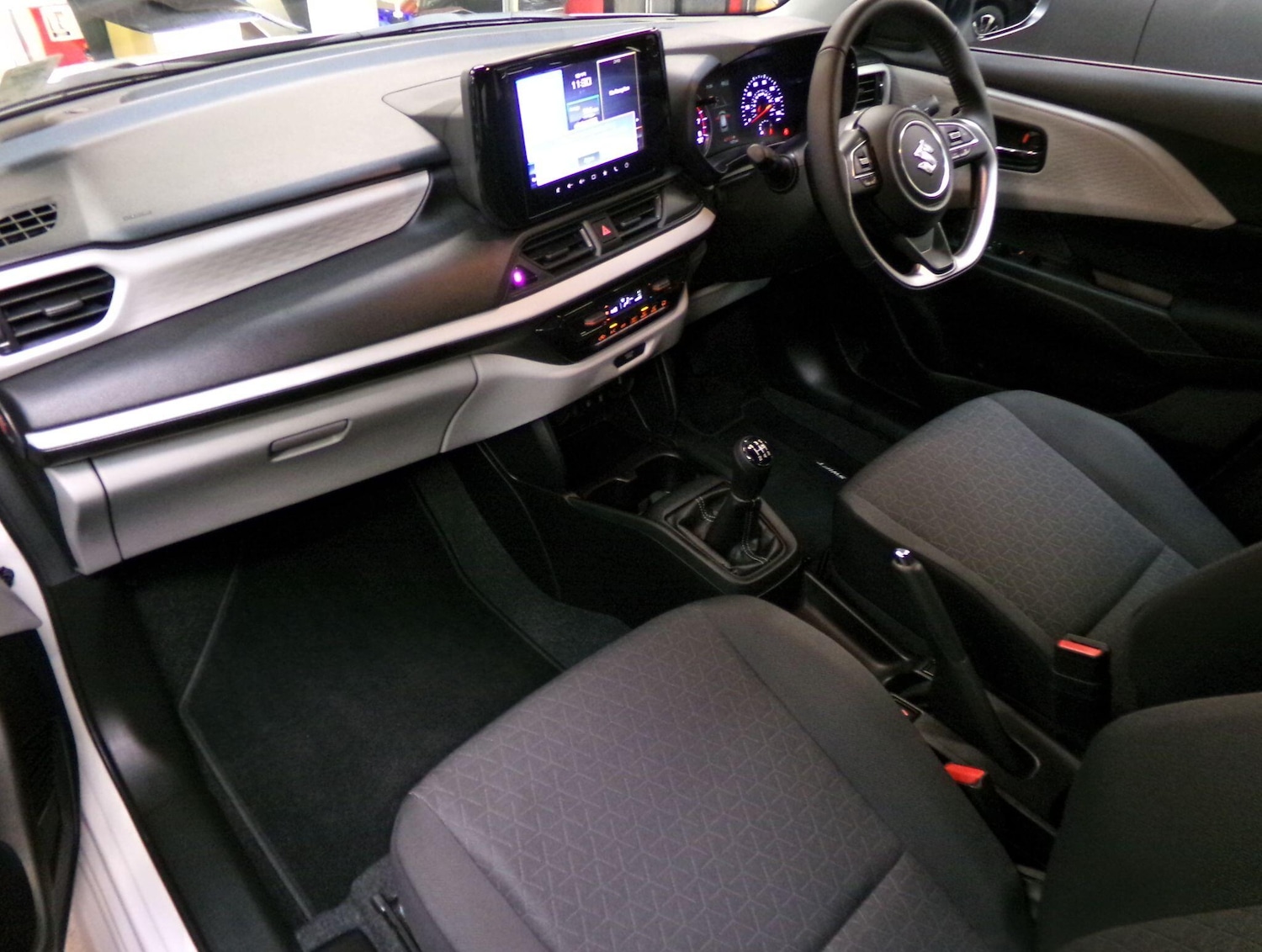 Used Suzuki Swift 2025 for sale - 77320838: Photo 12