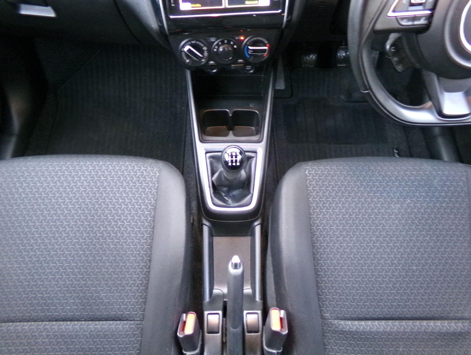 Used Suzuki Swift 2023 for sale - 77255102: Photo 19