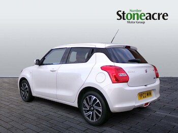 Used Suzuki Swift 2023 for sale - 77255102: Photo