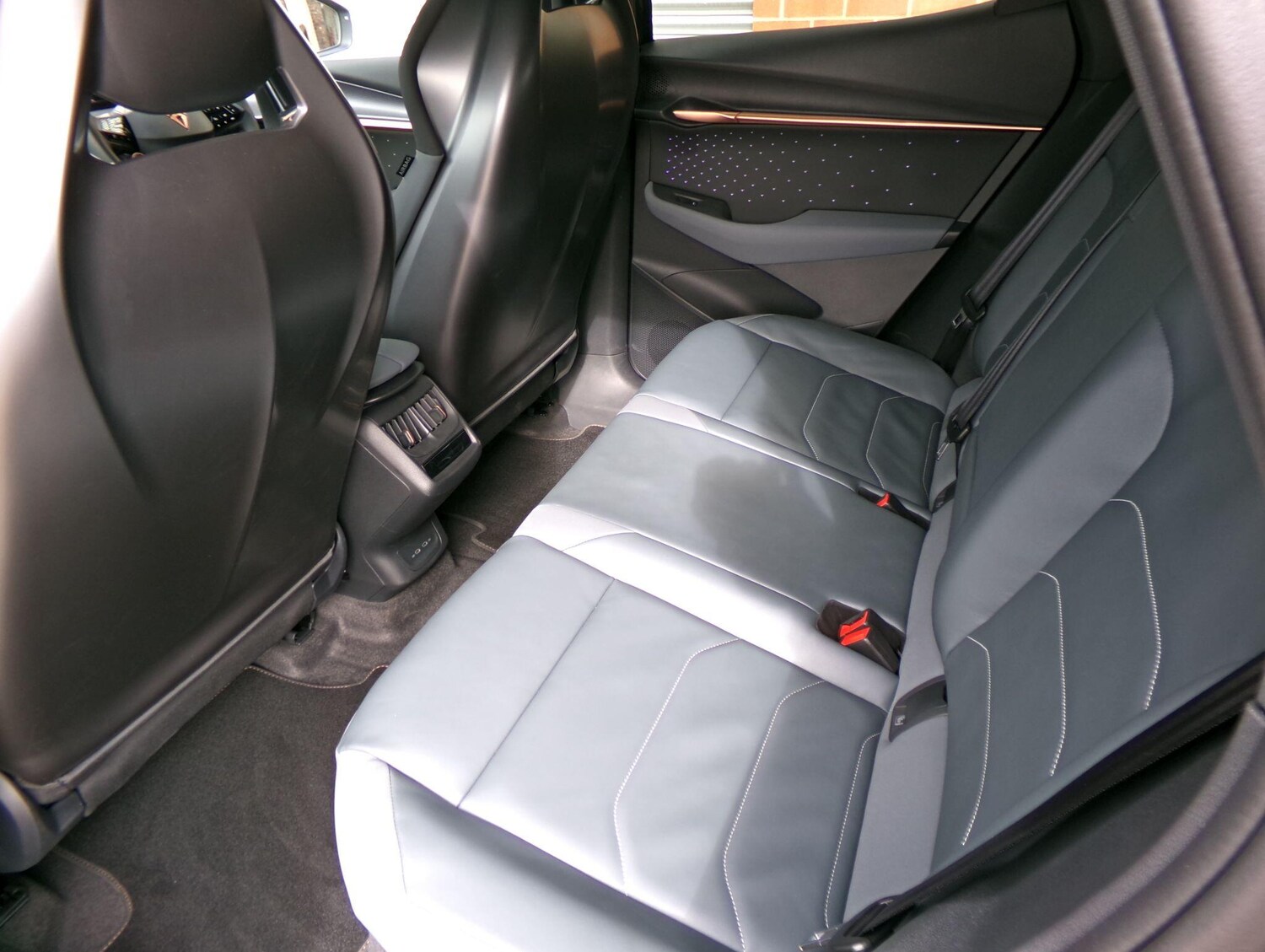 Used Cupra Tavascan 2025 for sale - 77892903: Photo 21