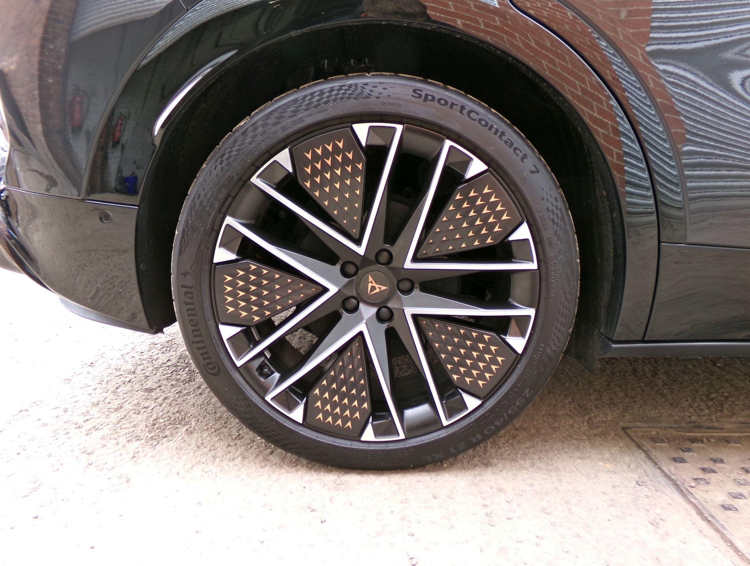 Used Cupra Tavascan 2025 for sale - 77892903: Photo 9