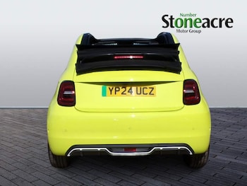 Used Abarth 500 2024 for sale - 78232125: Photo