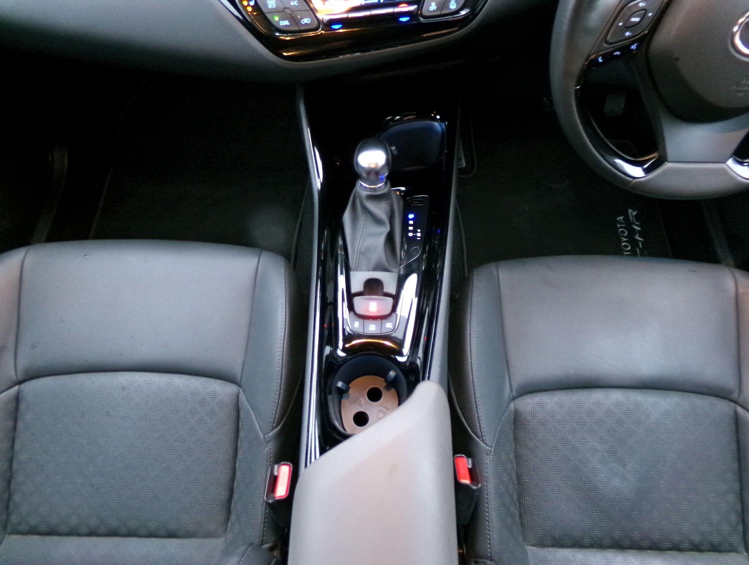 Used Toyota C-HR 2023 for sale - 77387147: Photo 19