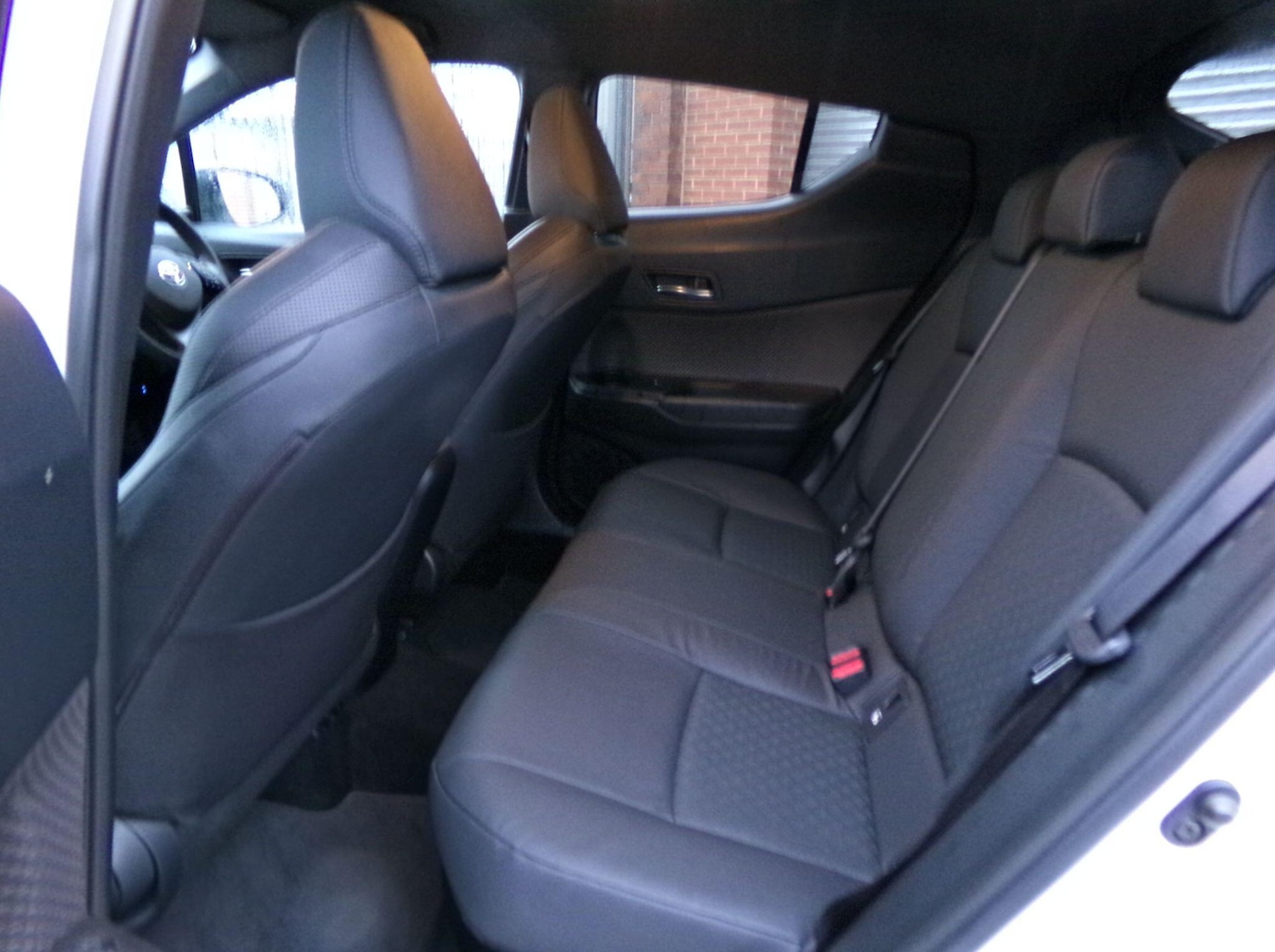 Used Toyota C-HR 2023 for sale - 77387147: Photo 21