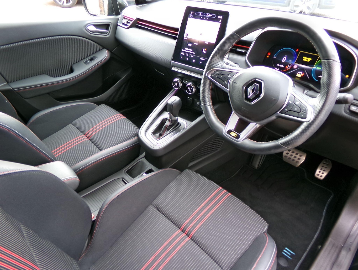 Used Renault Clio 2022 for sale - 76380912: Photo 11