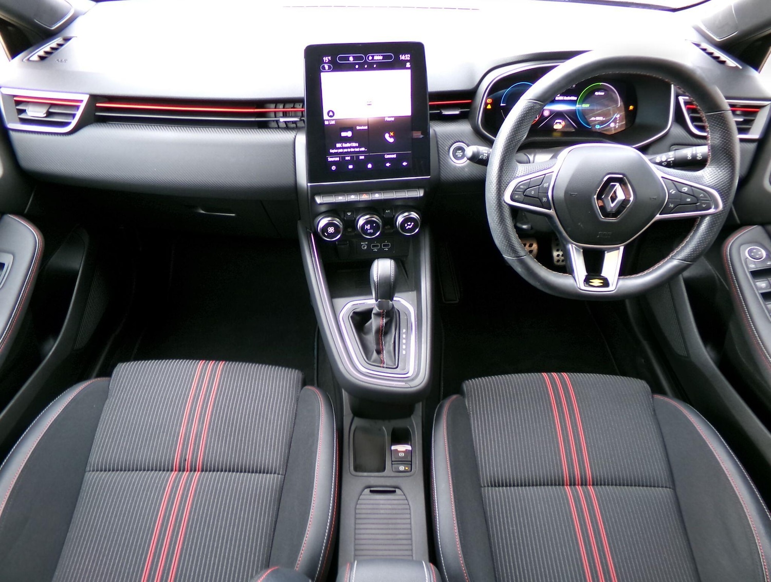 Used Renault Clio 2022 for sale - 76380912: Photo 12