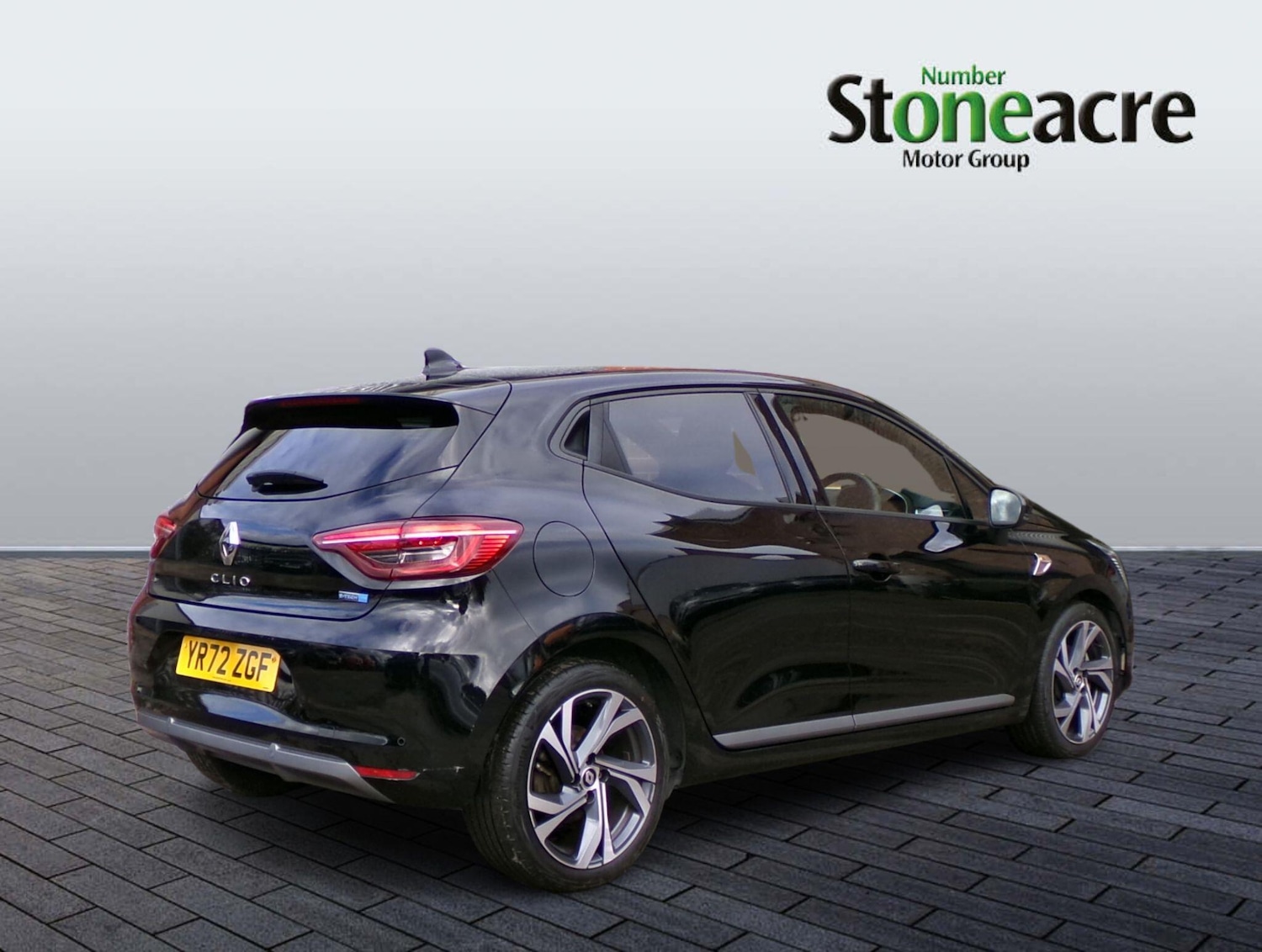 Used Renault Clio 2022 for sale - 76380912: Photo 2