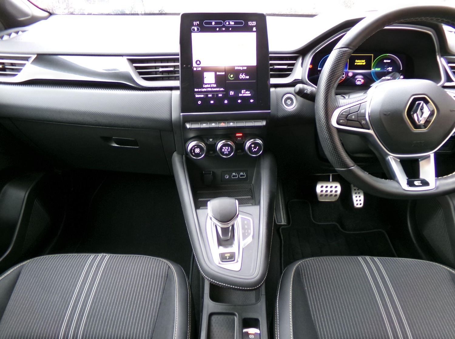 Used Renault Captur for sale - 77737873: Photo 17