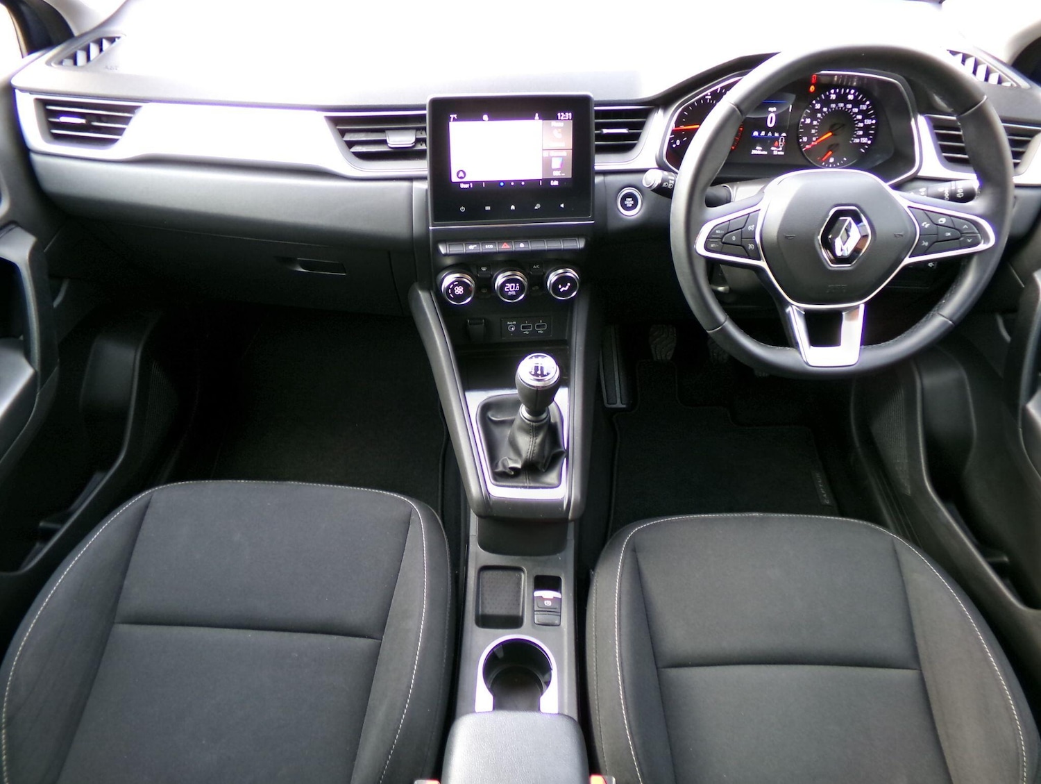 Used Renault Captur 2020 for sale - 76887075: Photo 12