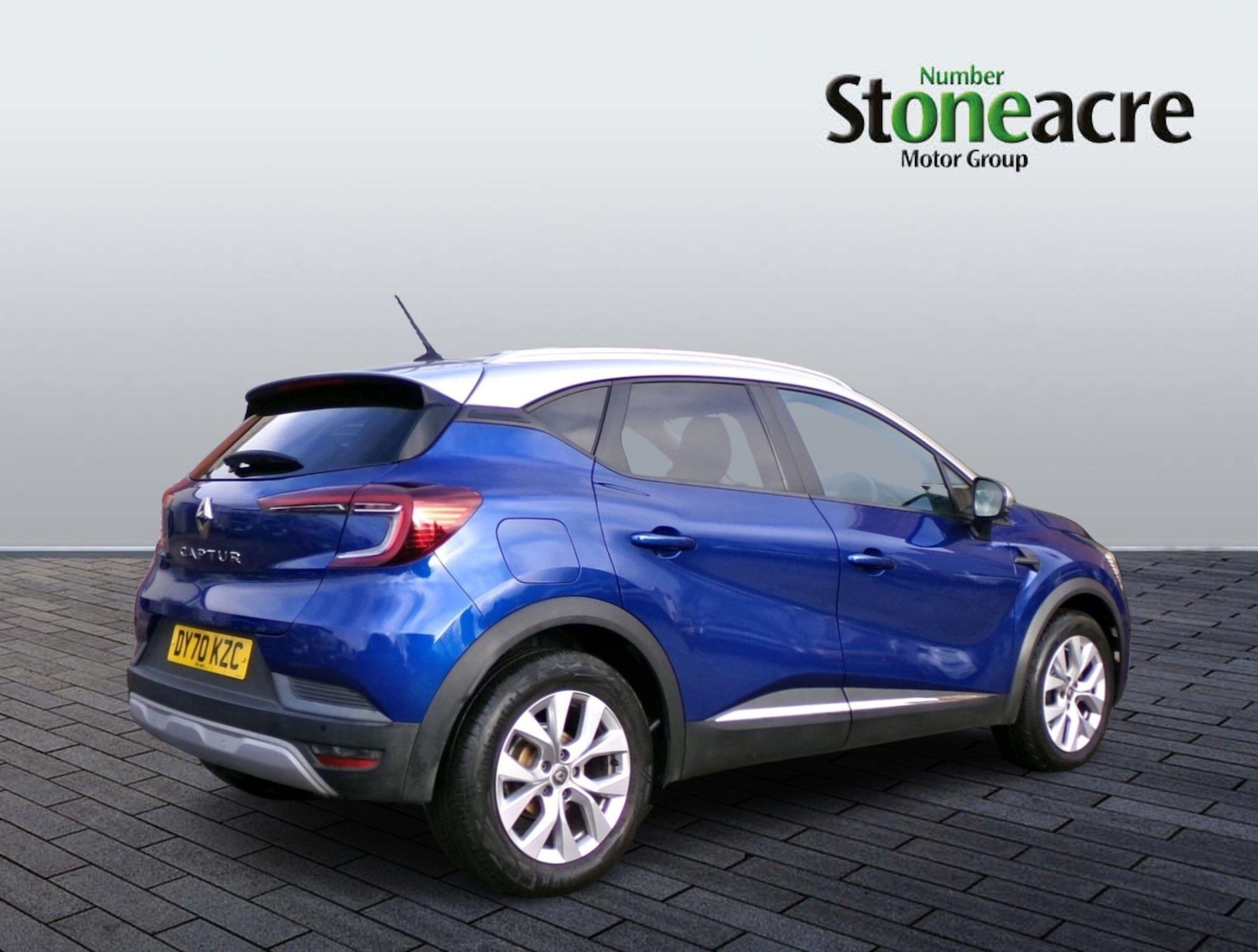 Used Renault Captur 2020 for sale - 76887075: Photo 2