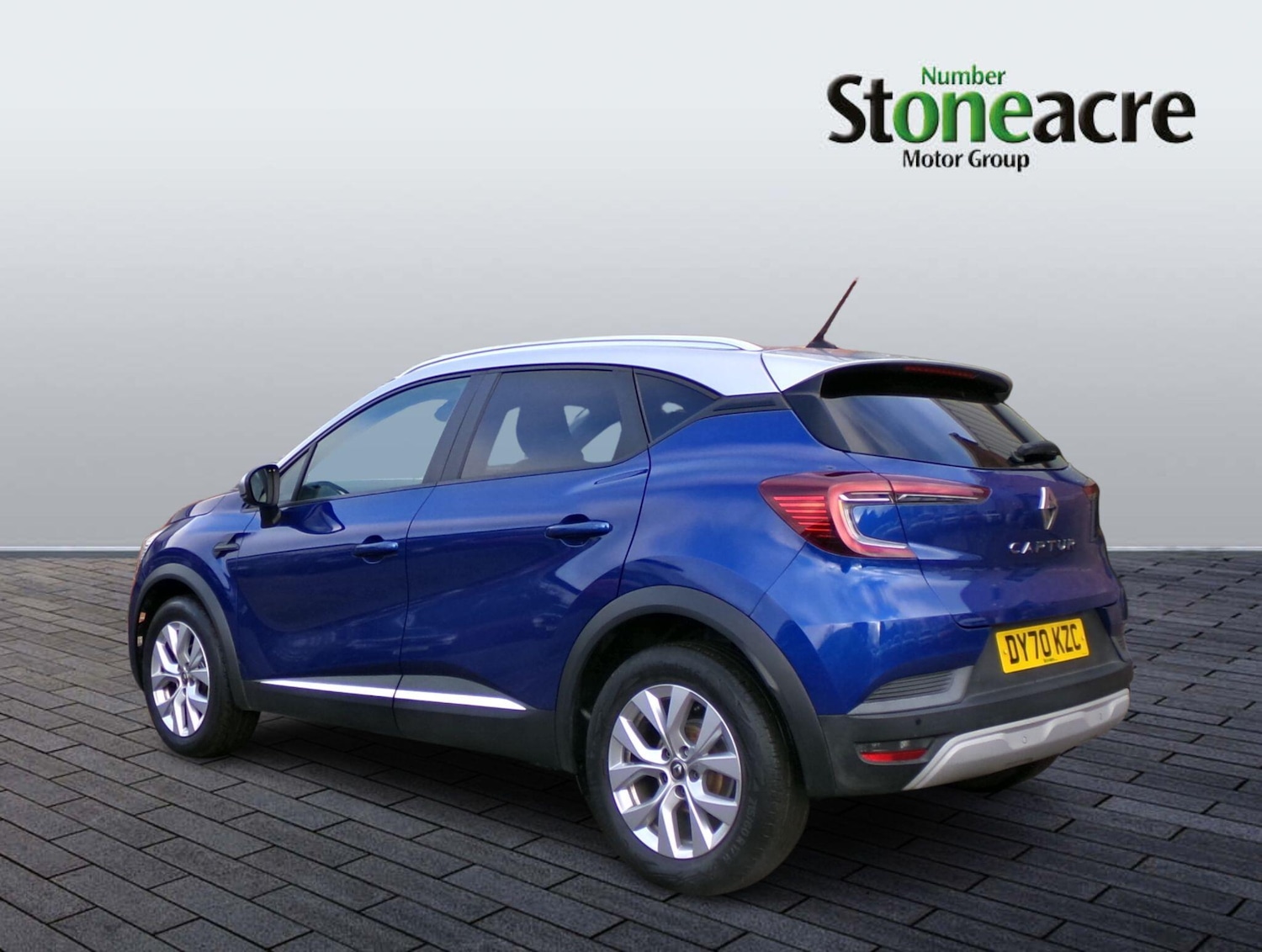 Used Renault Captur 2020 for sale - 76887075: Photo 4