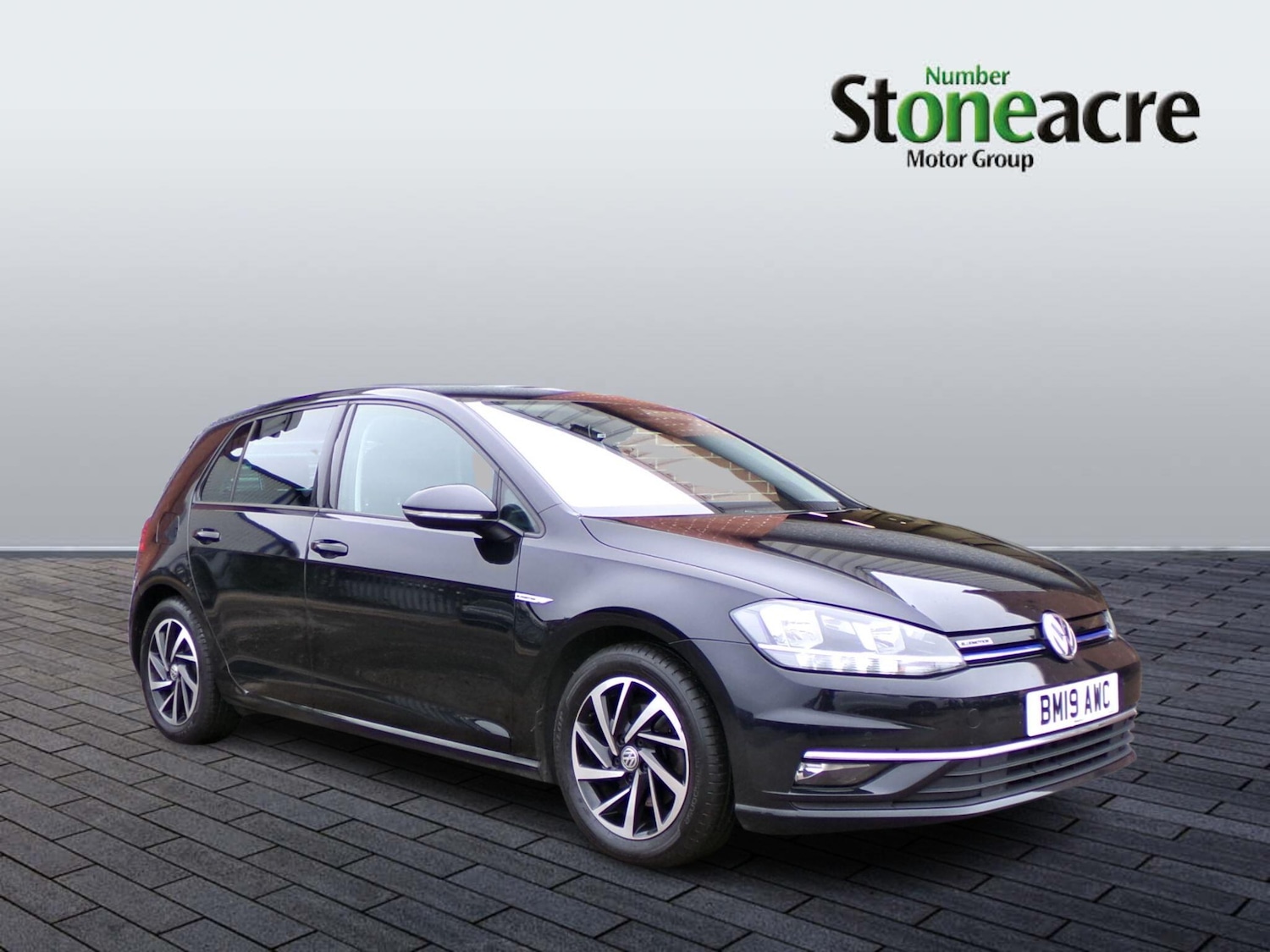 Used Volkswagen Golf 2019 for sale - 76326297: Photo 1
