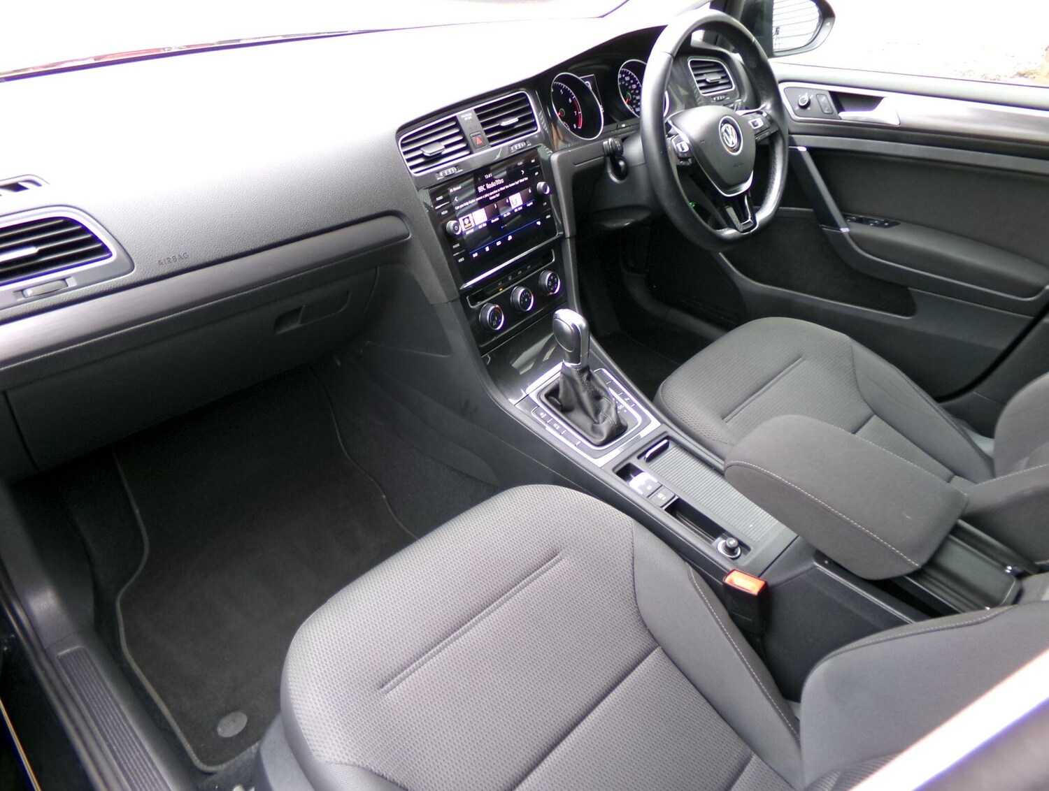 Used Volkswagen Golf 2019 for sale - 76326297: Photo 13