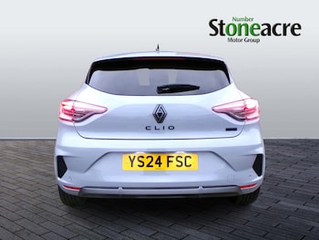 Used Renault Clio 2024 for sale - 77073936: Photo