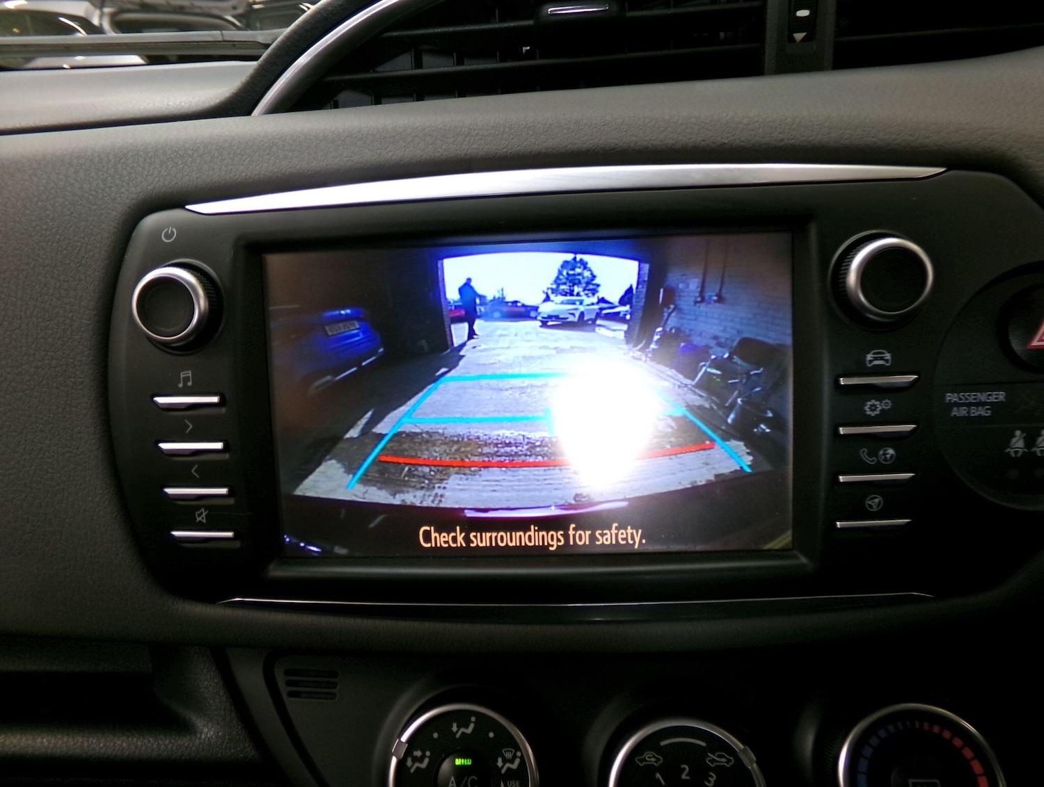 Used Toyota Yaris for sale - 77754157: Photo 18