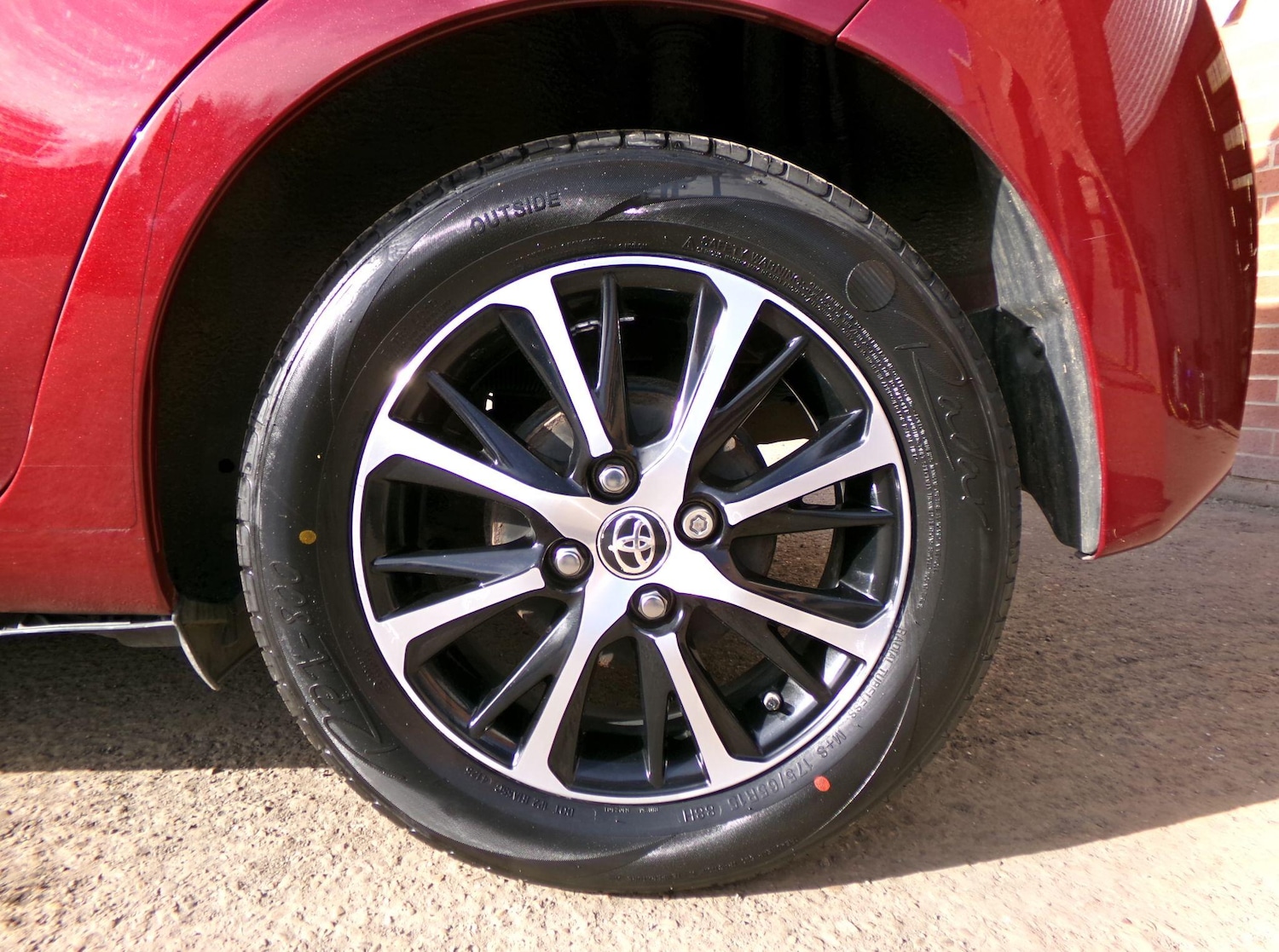 Used Toyota Yaris for sale - 77754157: Photo 20