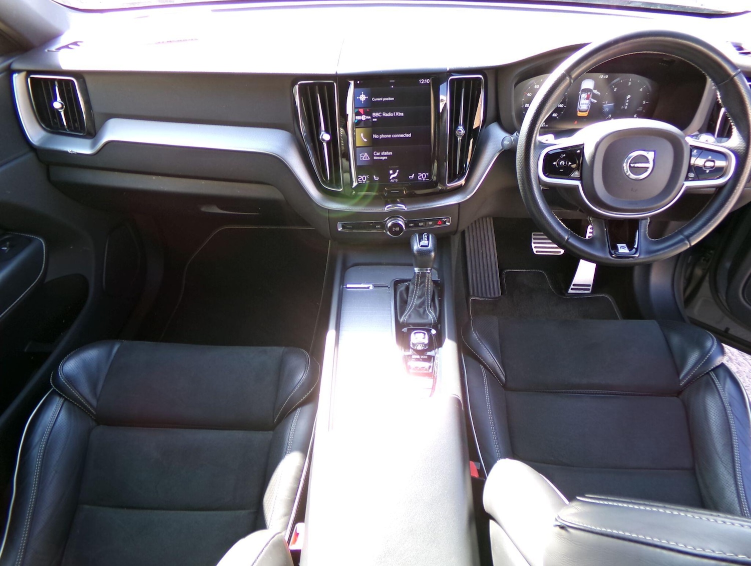 Used Volvo XC60 2018 for sale - 77957429: Photo 12