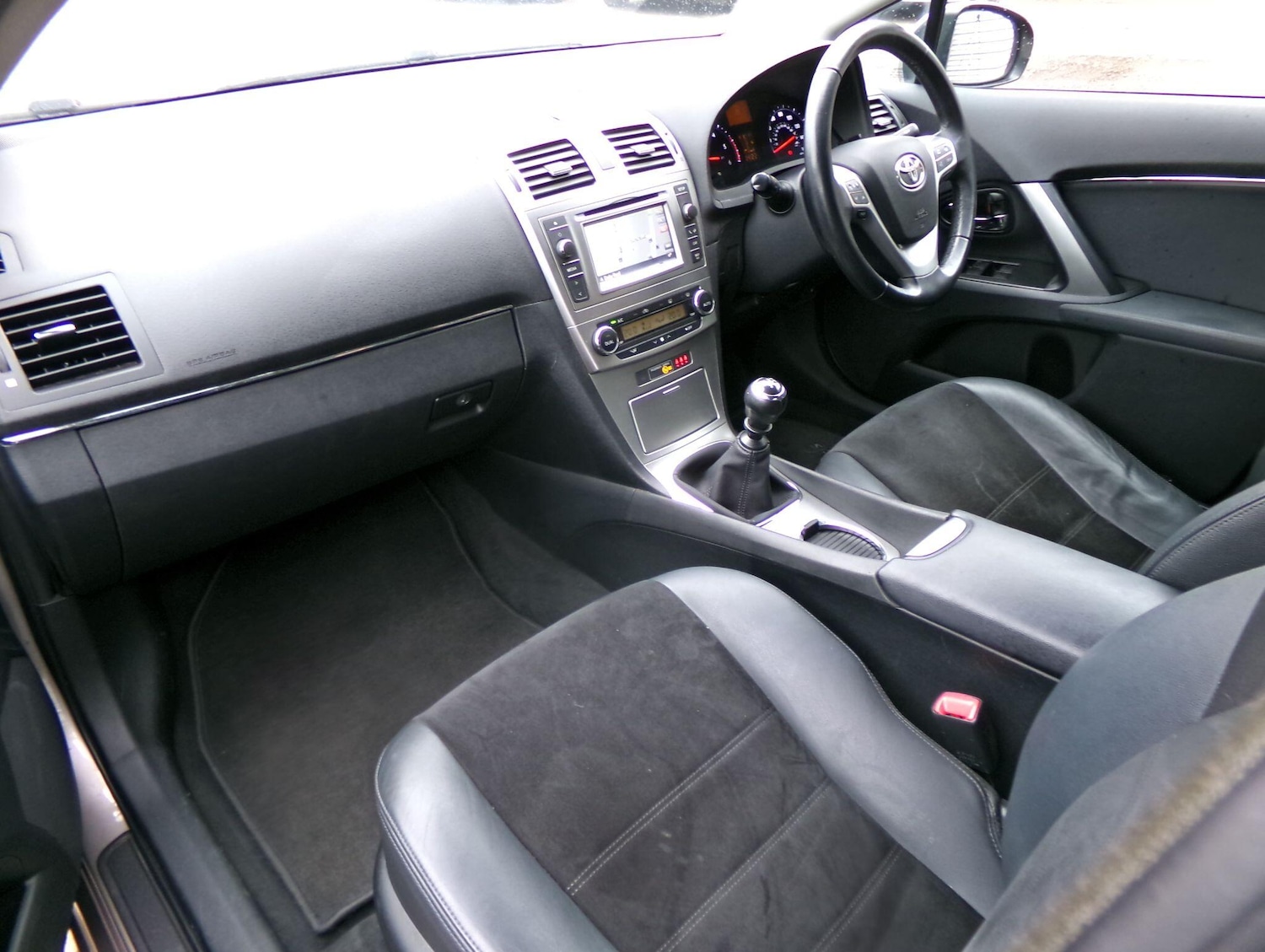 Used Toyota Avensis for sale - 77695611: Photo 13