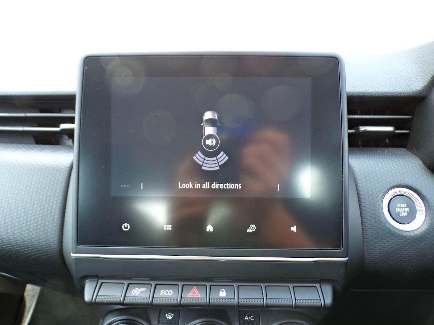 Used Renault Clio 2023 for sale - 76786510: Photo 16