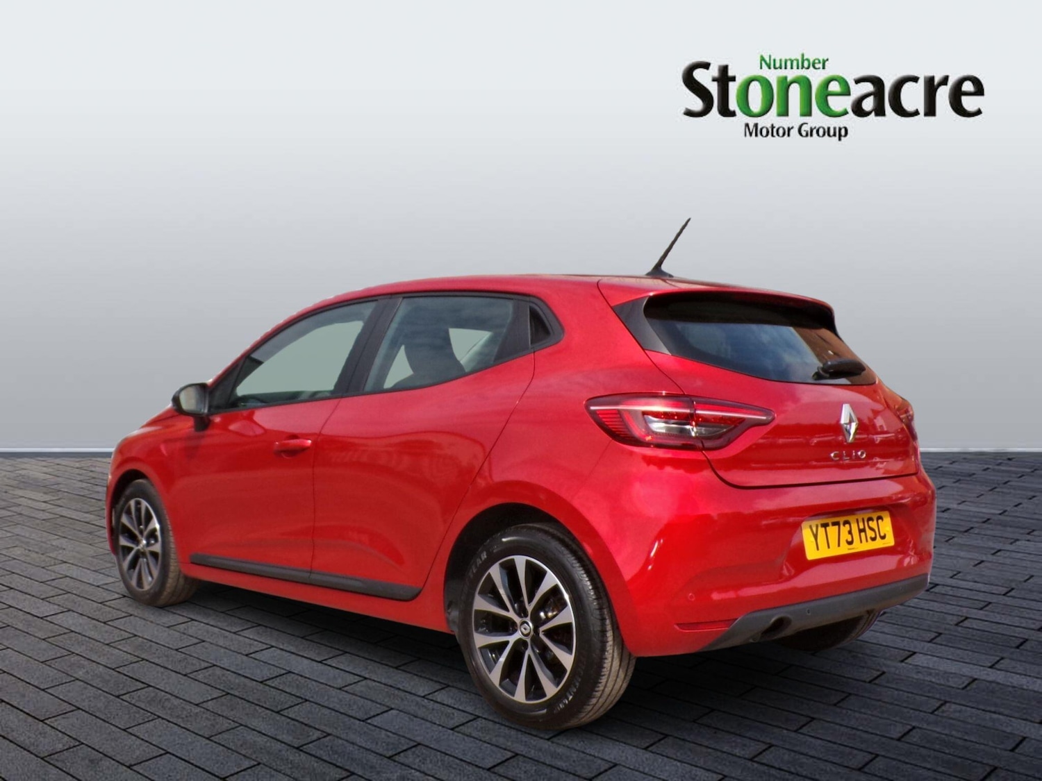 Used Renault Clio 2023 for sale - 76786510: Photo 4